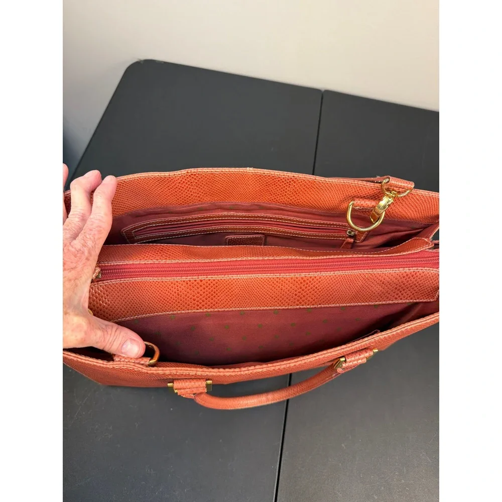 Franklin Covey Briefcase Crossbody Bag Lizard Embossed Pink Coral Leather Laptop